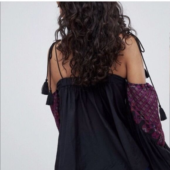 Free People Top XS Embroidered Vacay Vibin Boho Tassel Babydoll Cotton Hippie - Picture 4 of 10